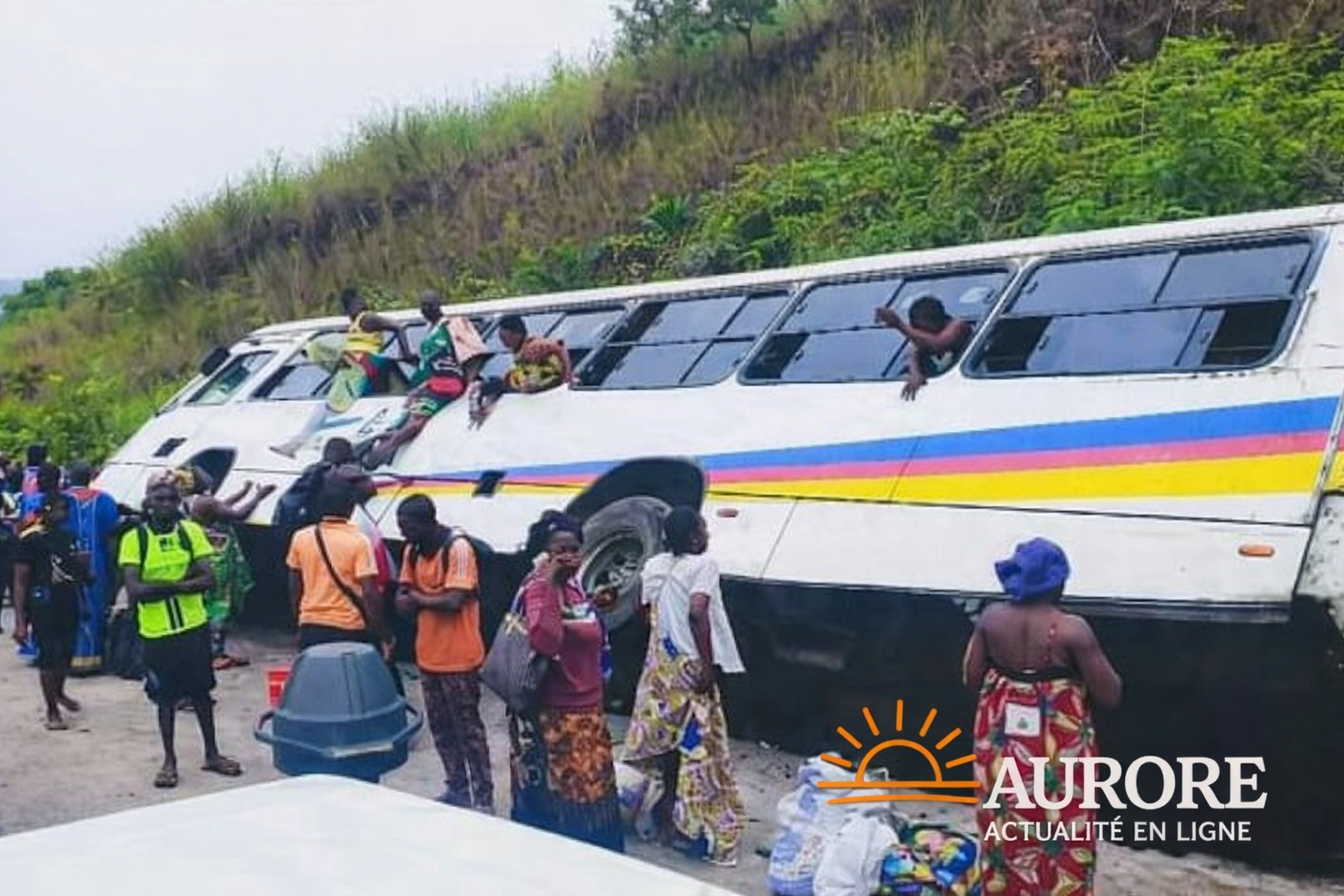 Un bus Transco impliqué dans un accident sur la RN1, pas de pertes en vies humaines