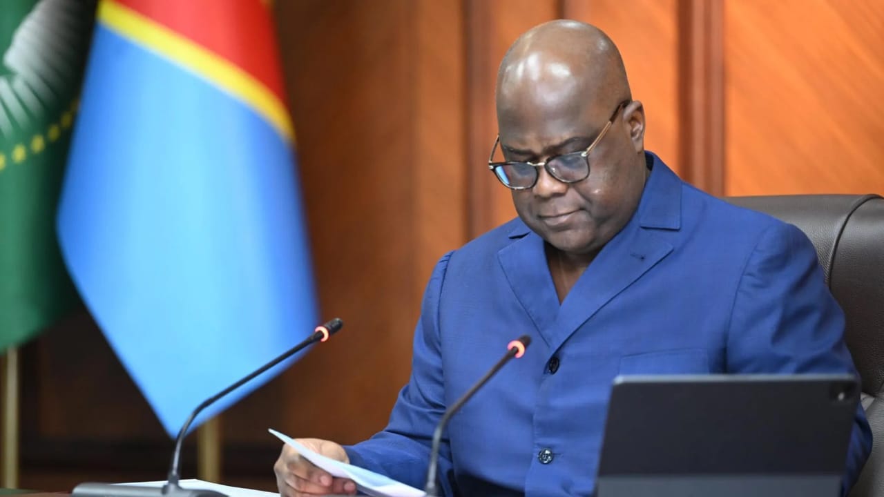 RDC : après l’ultimatum de la C64, Tshisekedi reprend l’initiative sur le dialogue national