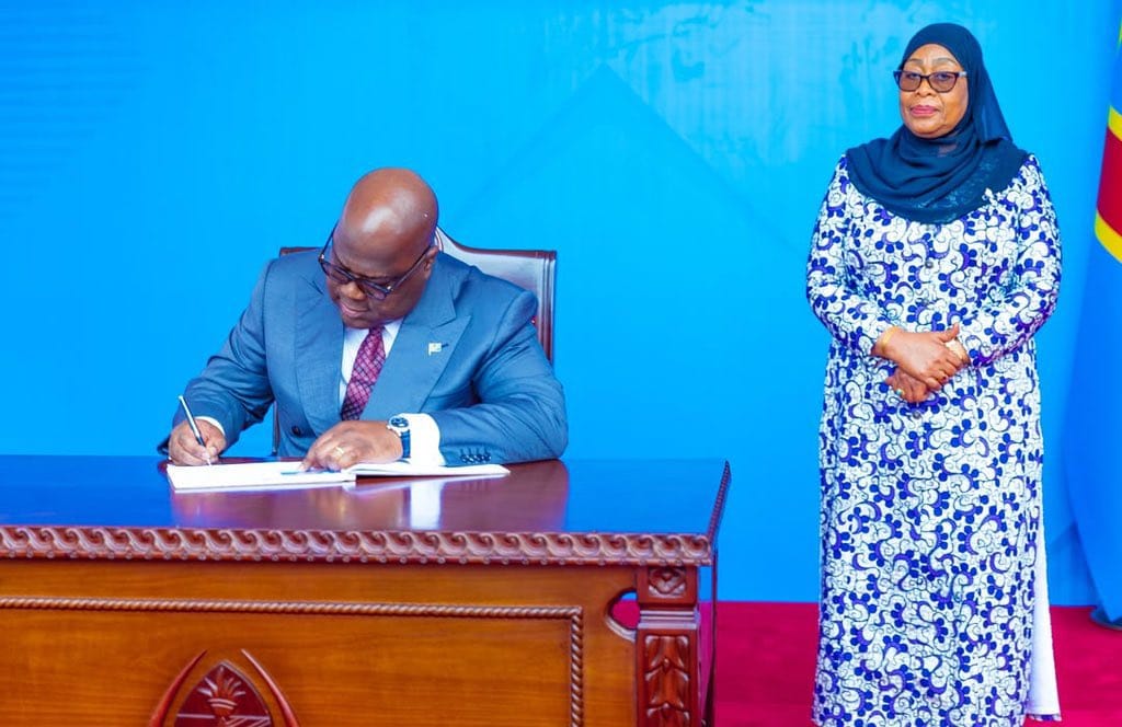 RDC–Tanzanie : Félix Tshisekedi reçu par Samia Suluhu Hassan à Zanzibar